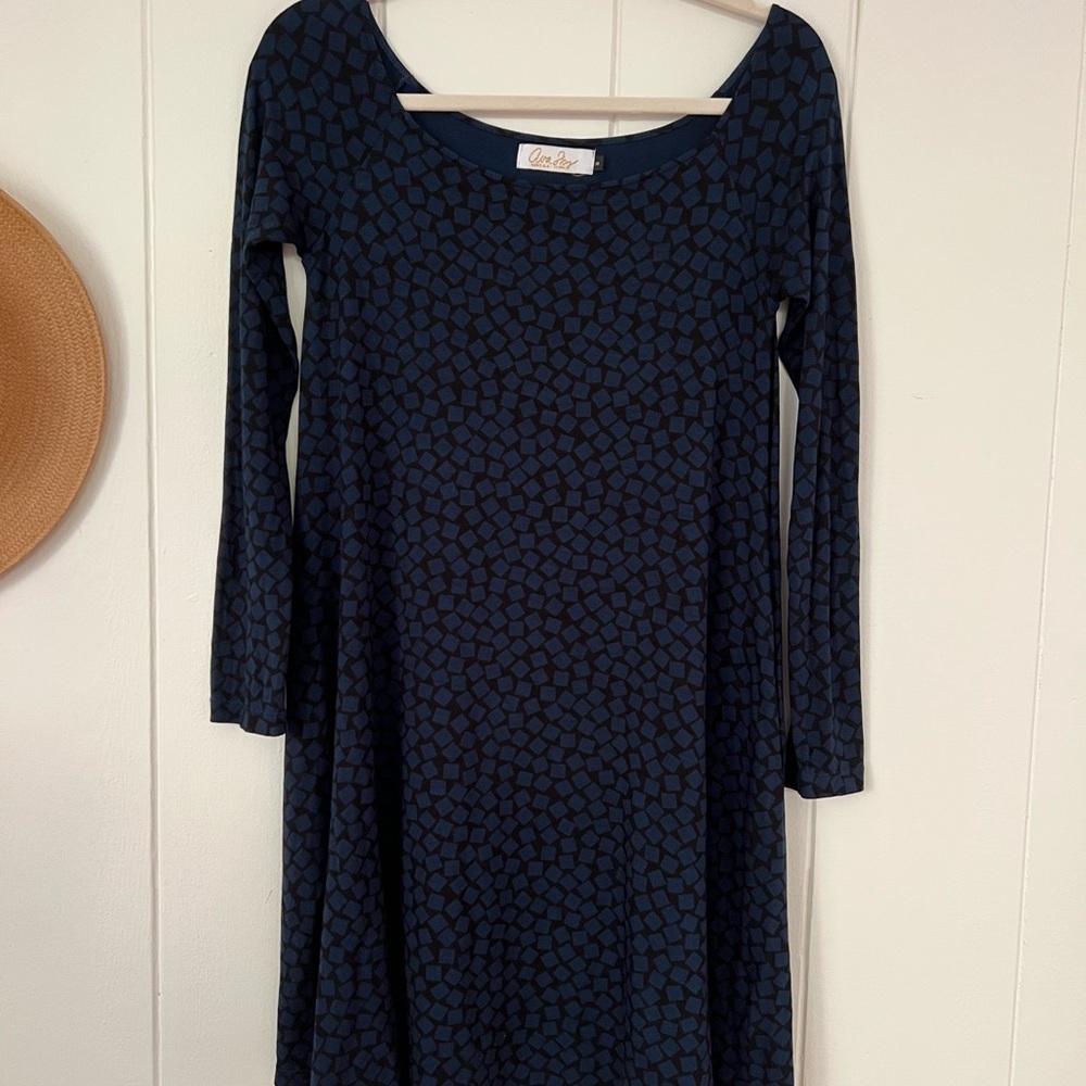 Ava Sky Fighting Eel Dress